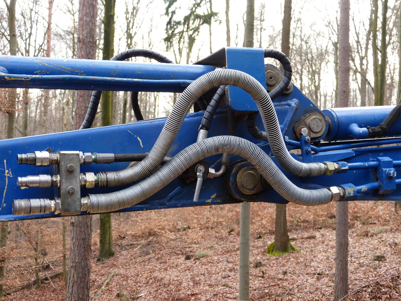 [Obrázok opravy hydrauliky]